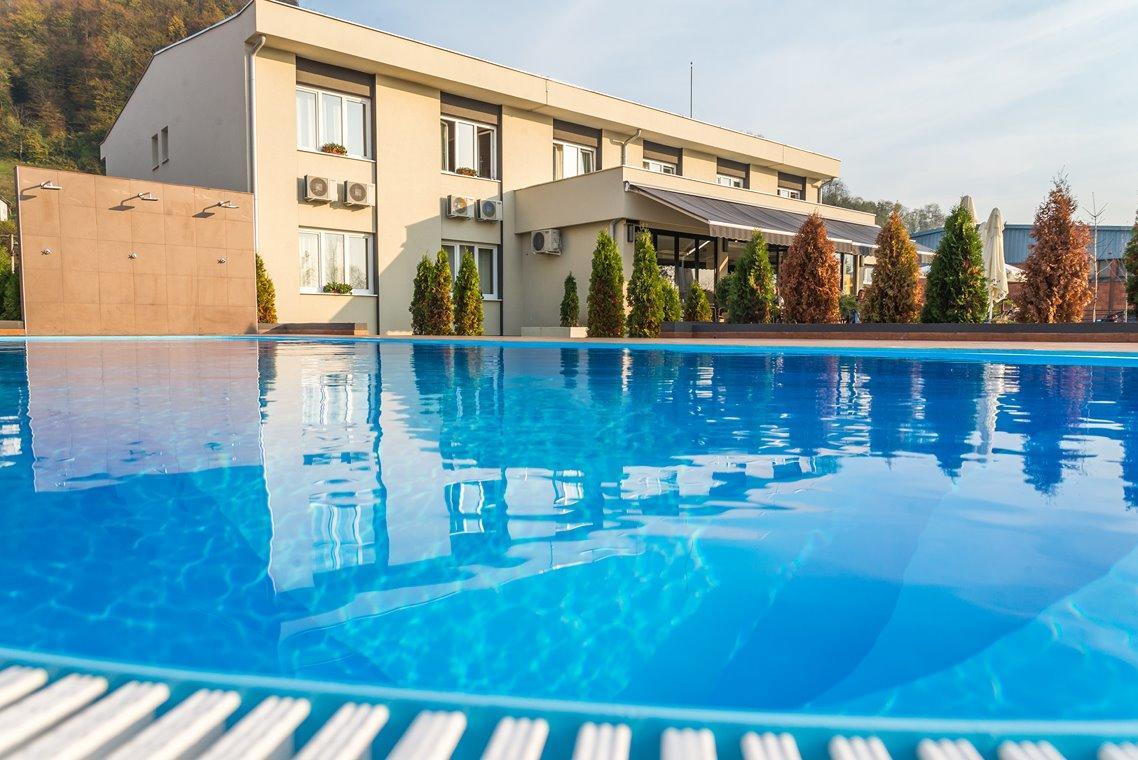 Hotel Drinska Lasta Ljubovija Екстер'єр фото